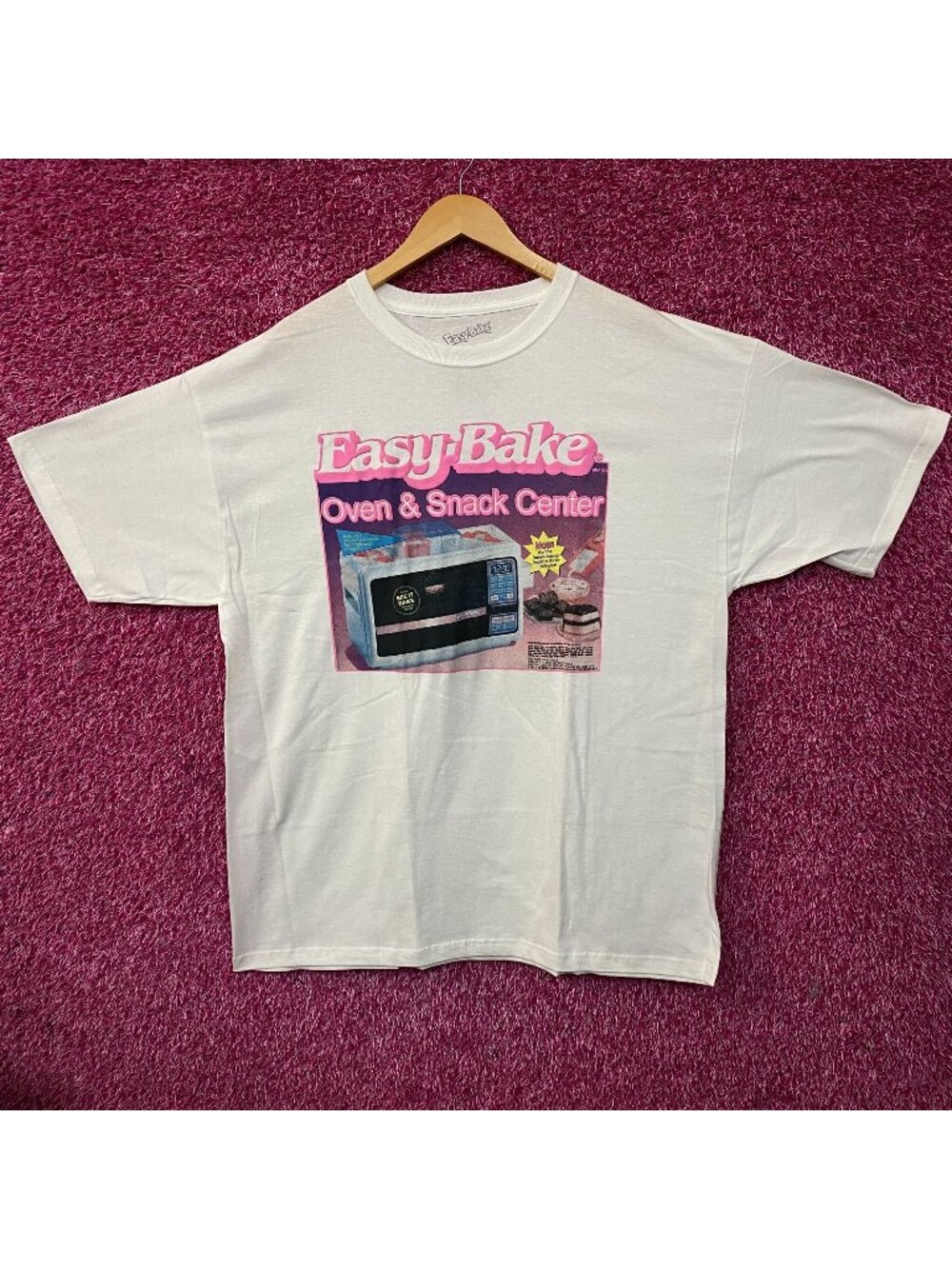 Easy-Bake Oven & Snack Center Box Retro Graphic T-Shirt XL